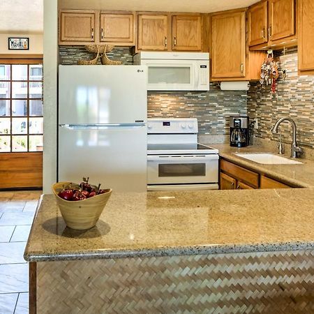 Pristine Lihue Condo With Balcony Walk To Beach! Экстерьер фото